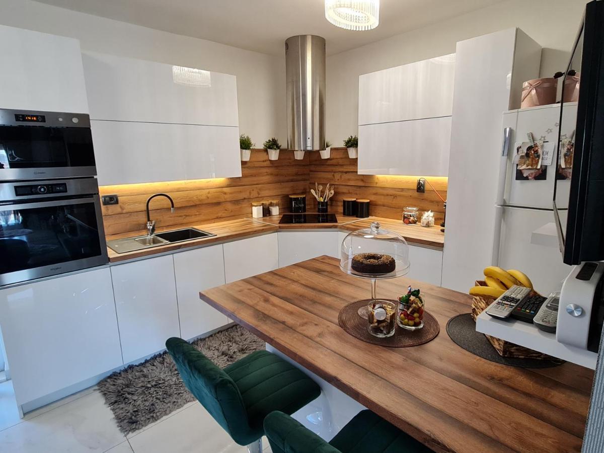 Luxury Apartments Mia ポドストラナ エクステリア 写真
